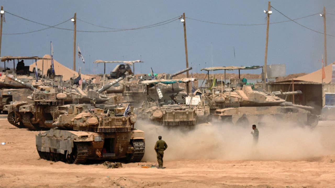 ট্রাম্পের গাজা প্রস্তাবের জবাব দিতে সময় লাগবে ফিলিস্তিনি গোষ্ঠীর- খবরটির স্থিরচিত্র