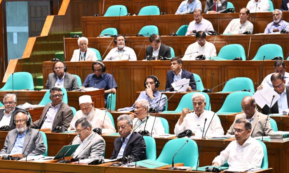 অধ্যাদেশকে আইনে রূপ দিতে জাতীয় সংসদে একাধিক বিল পাস- খবরটির স্থিরচিত্র